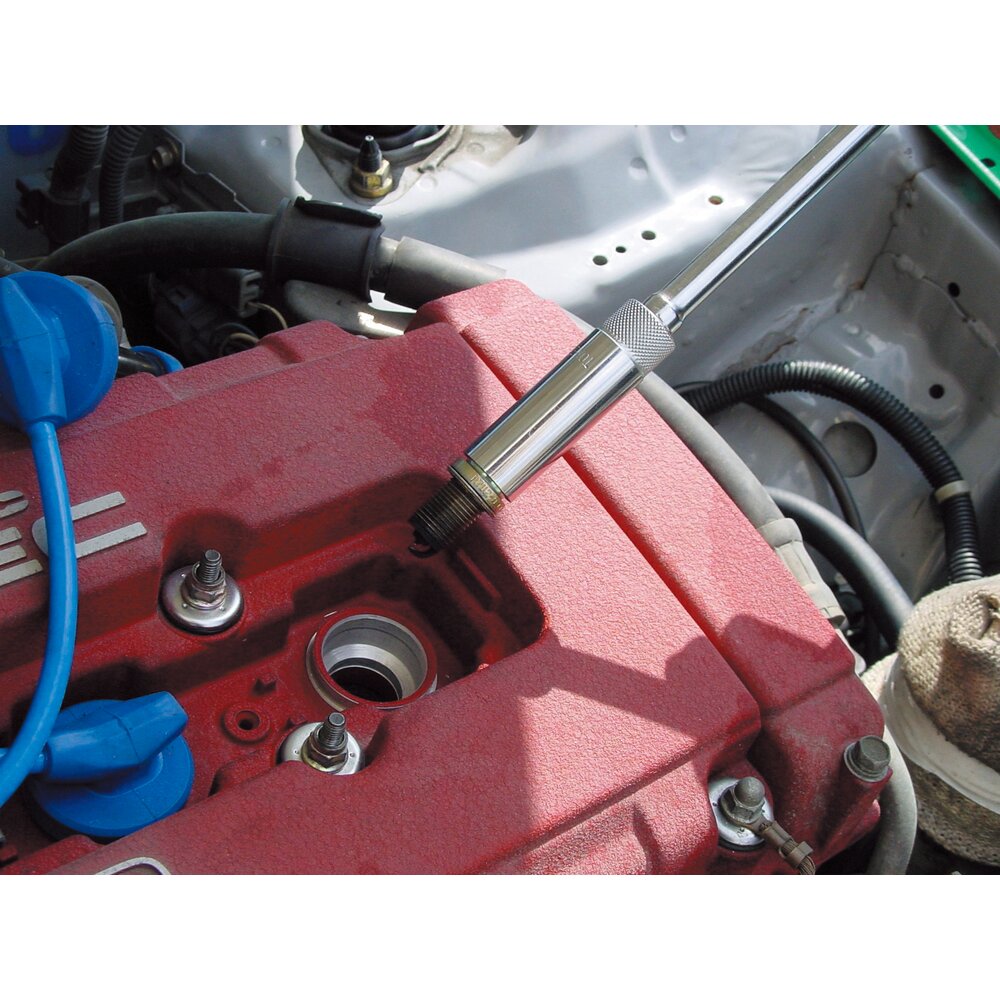 3P-19S MAGNETIC SPARK PLUG SOCKET 19MM